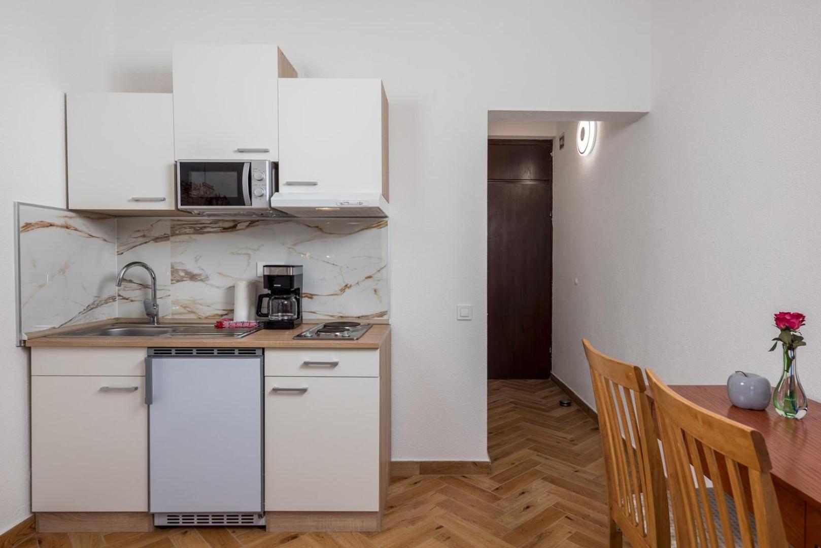 Apartments Jadranka Omišalj Exterior foto