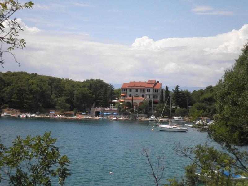 Apartments Jadranka Omišalj Exterior foto