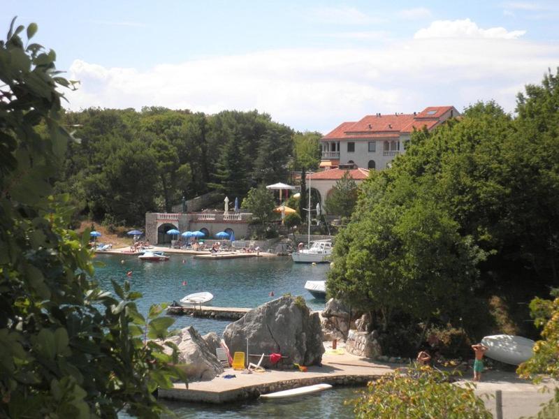 Apartments Jadranka Omišalj Exterior foto