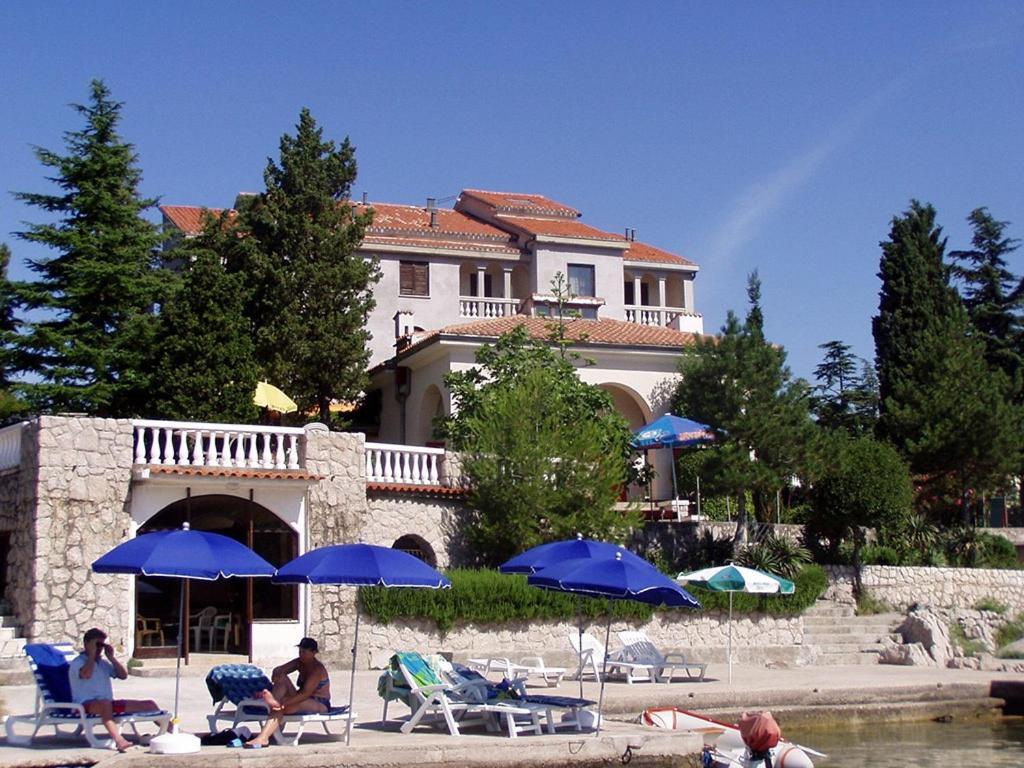 Apartments Jadranka Omišalj Exterior foto
